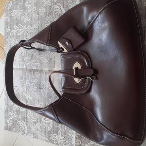 Dooney and Bourke  beautiful brown leather purse